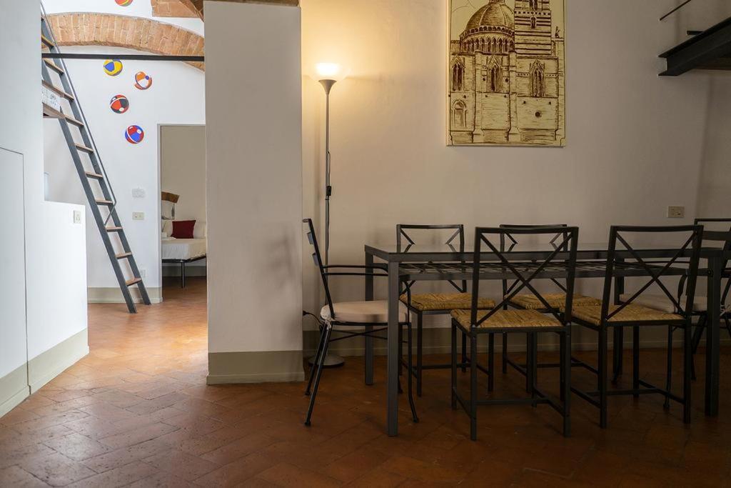 Fuga D'Archi Siena Exterior foto